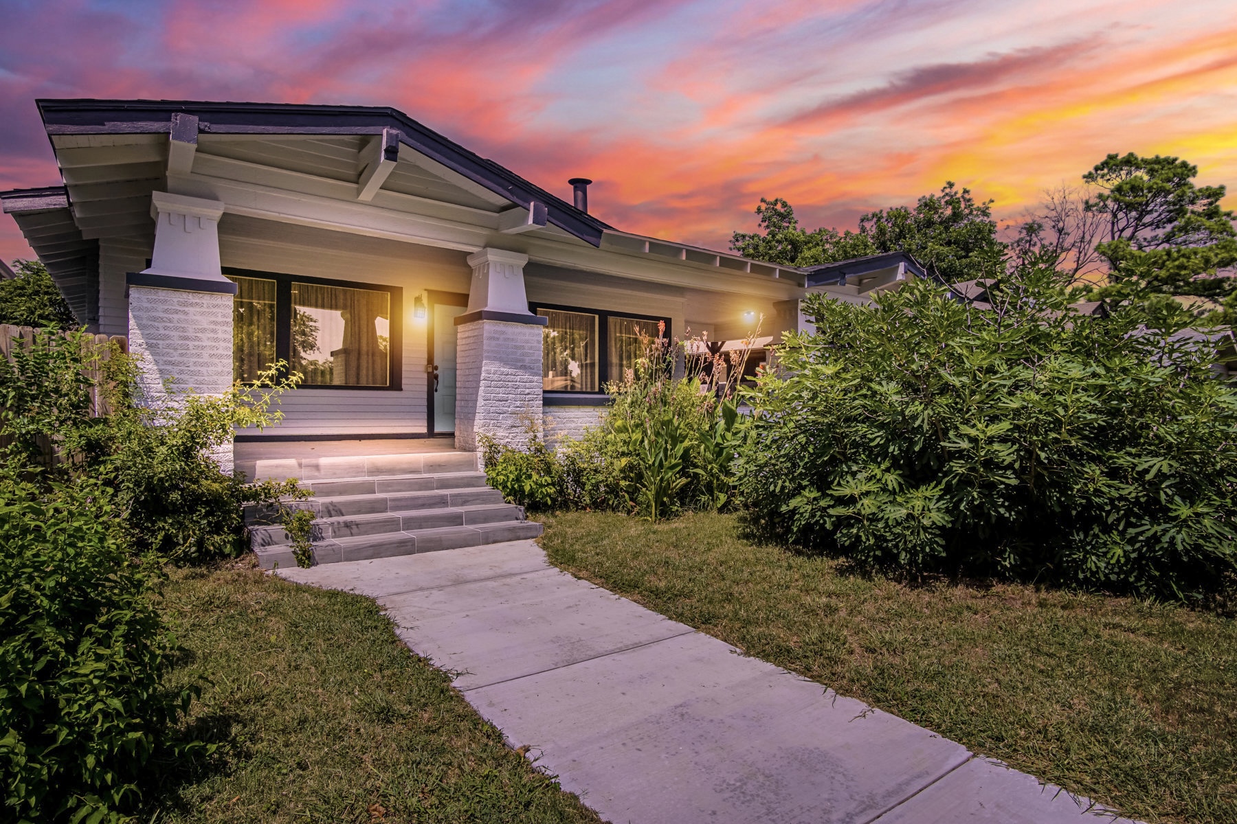 Renovated Tōshi Partners home at sunset